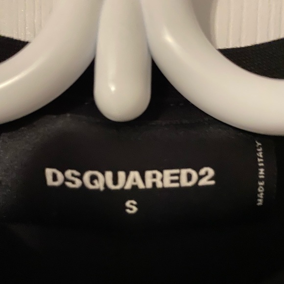 Black DSQUARED2 red lettering t shirt - Picture 2 of 2